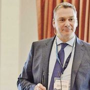 Merten Slominsky ist überzeugt, dass ein stark vereinfachter Onboarding-Prozess die Kundenbindung wesentlich verbessert.
